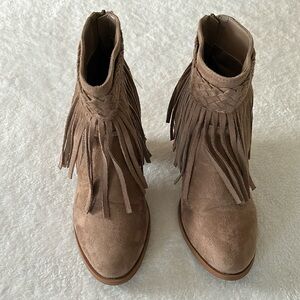 Pierre Dumas | Fringe Boots